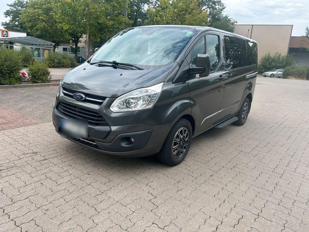 Image of Ford Tourneo Custom
