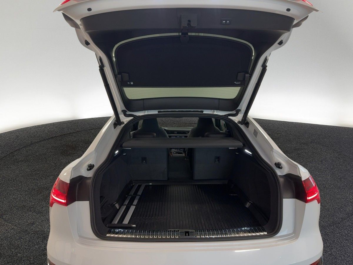 Audi Q8 e-tron - Bild 10