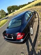 Mercedes-Benz E 280 4MATIC ELEGANCE Airmatic - Mercedes-Benz E 280 mit Benzin-Antrieb