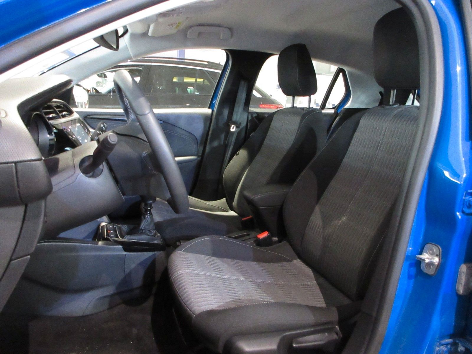 Fahrzeugabbildung Opel Corsa 1.2 T Elegance LED/NAVI/PDC/ALU/TEMPO