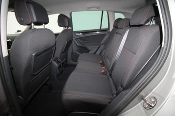 Volkswagen Tiguan - 11
