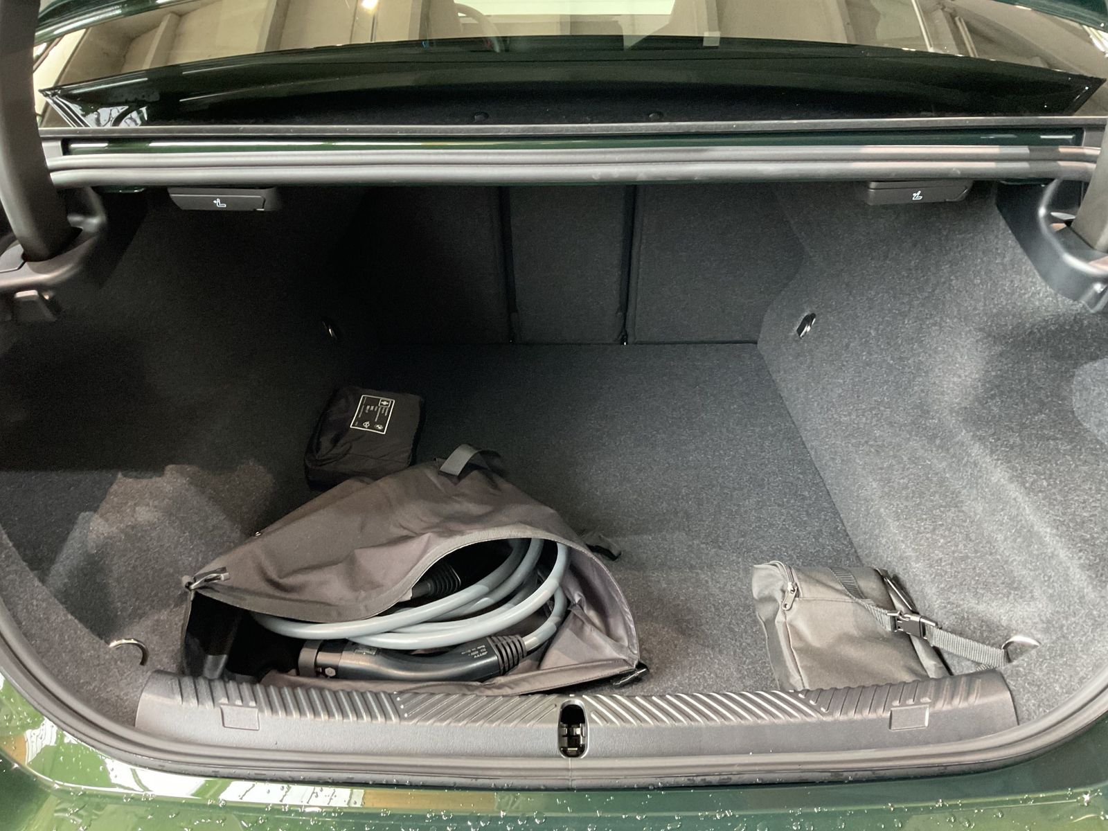 Fahrzeugabbildung BMW M5 Limousine *AHK *Sitzbelüftung *Komfortzugang