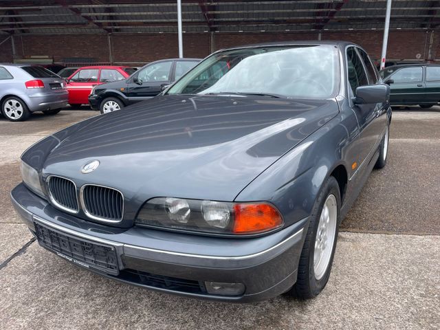 BMW 528i/MEMORY/LEDER/S-DACH/AHK