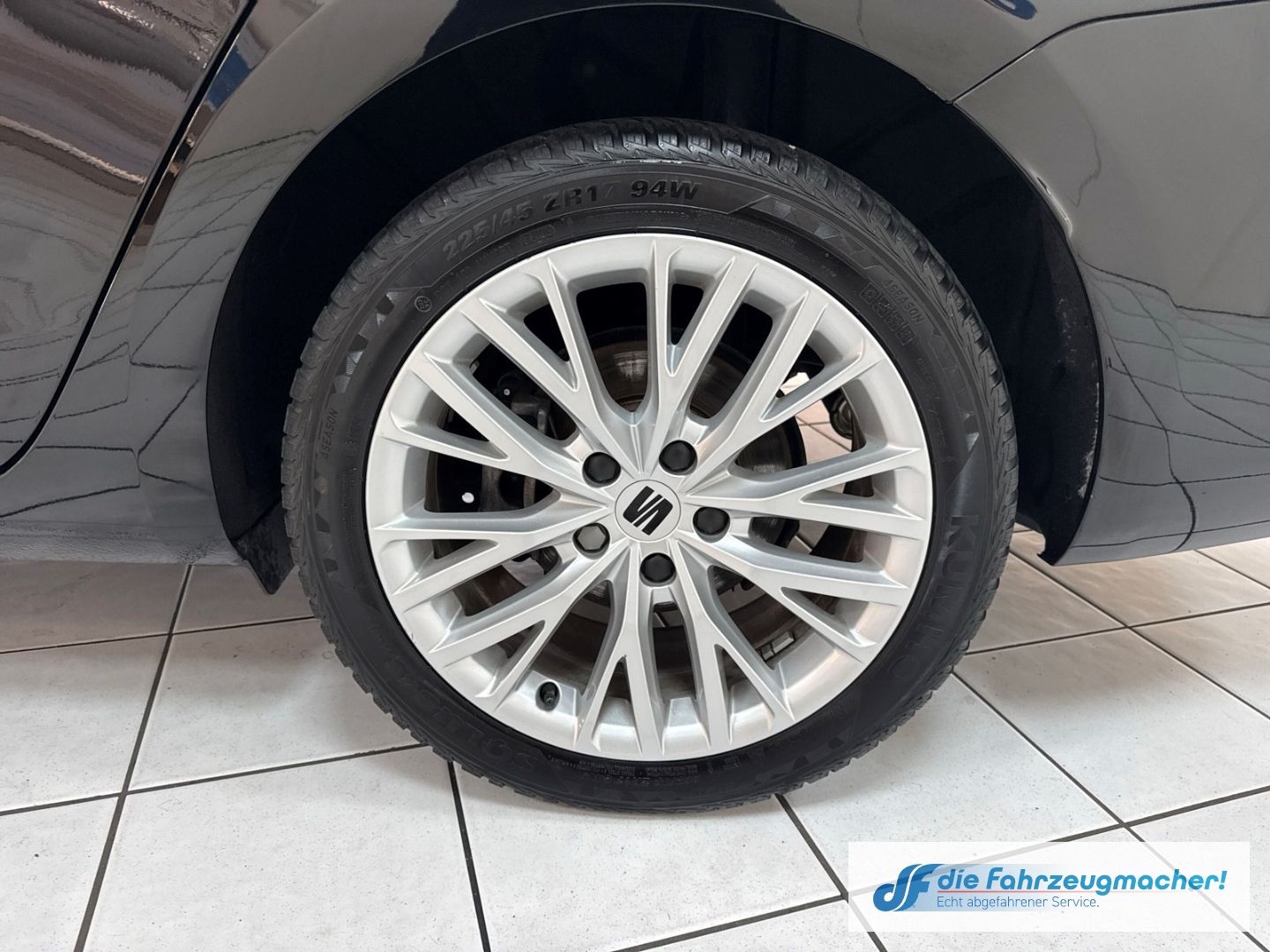 Fahrzeugabbildung SEAT Leon Sportstourer Xcellence e-HYBRID 1.4 EU6d Na