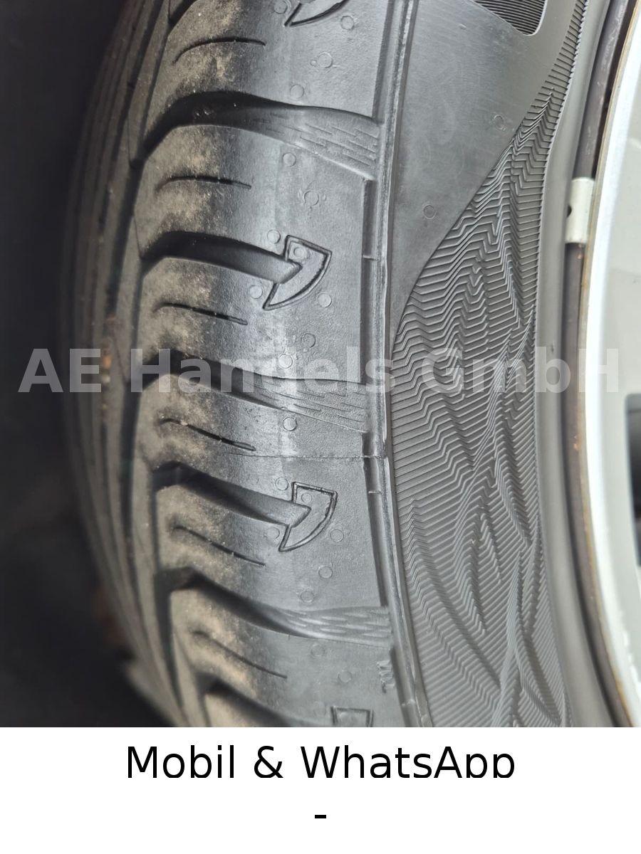 Volkswagen Passat 2012 — photo 10