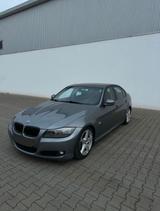 BMW 318i Facelift+steuerkette - BMW 3er Reihe aus 2011: Facelift
