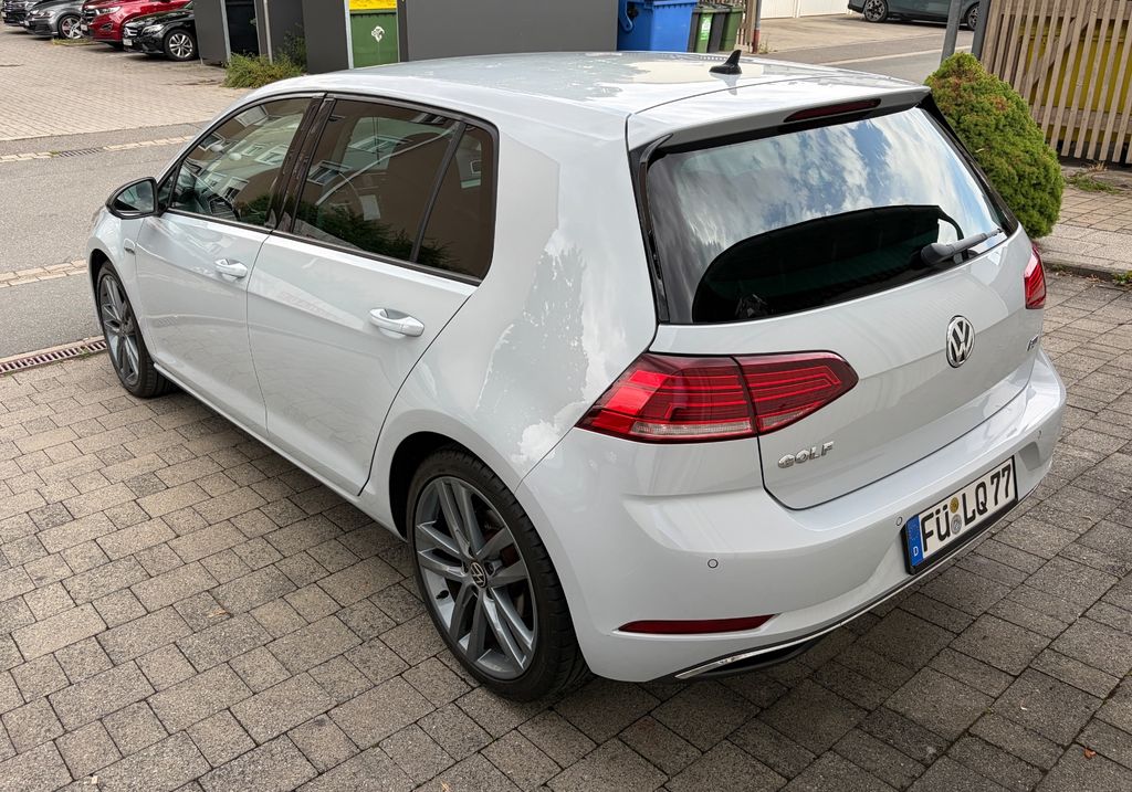 Image of Volkswagen Golf
