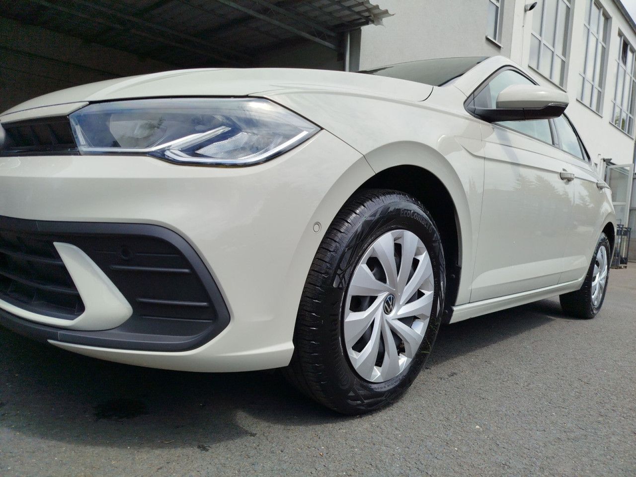 Fahrzeugabbildung Volkswagen Polo Life 1.0 TSI OPF 70 kW 5-Gang