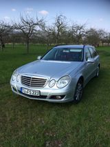 Mercedes-Benz E 280 4MATIC T CLASSIC Classic V6 - Mercedes-Benz E 280 aus 2009
