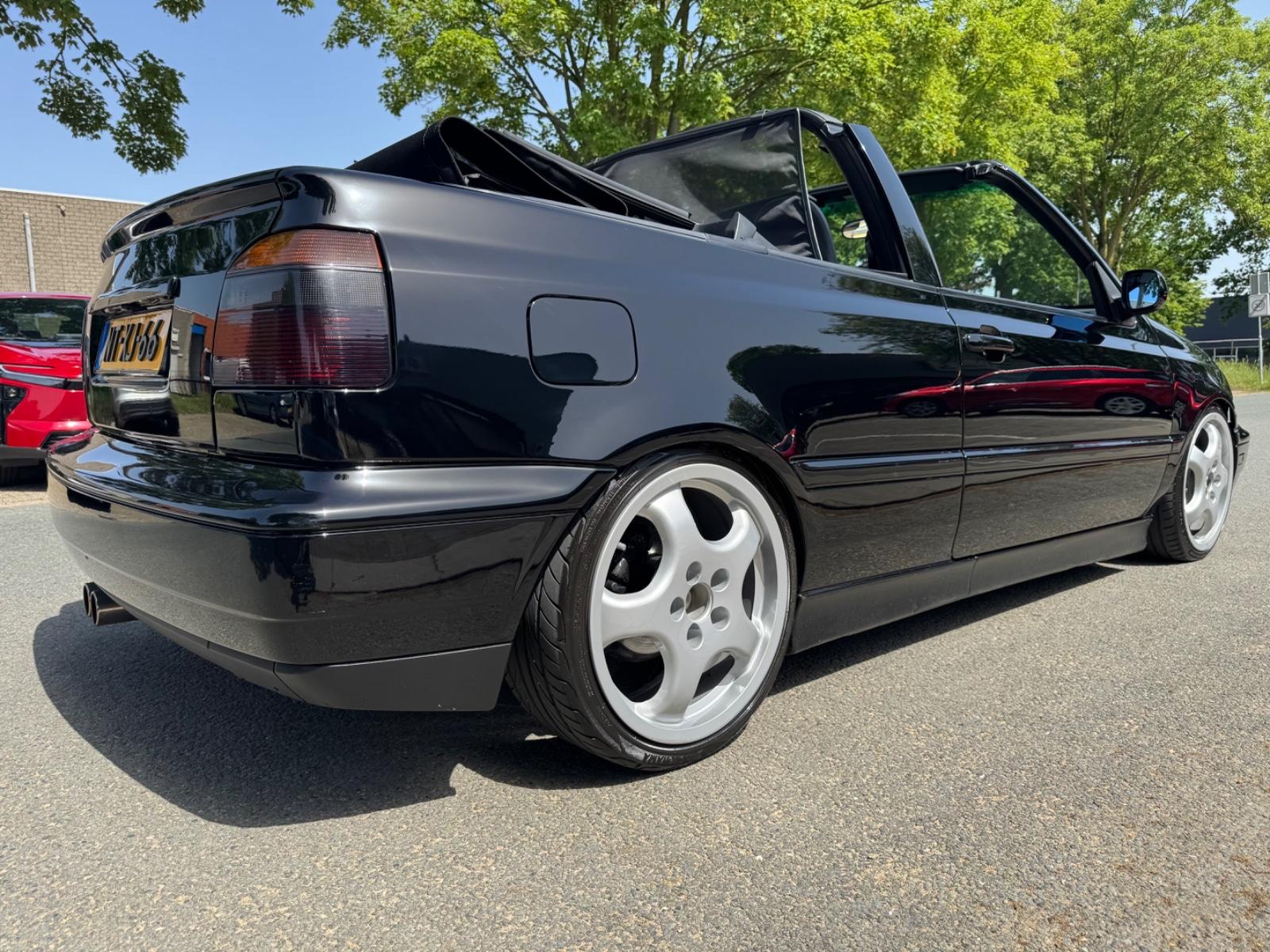 VOLKSWAGEN GOLF - VR5 CABRIOLET - 2.3 170 CV - BVM - VOLANT EN CUIR