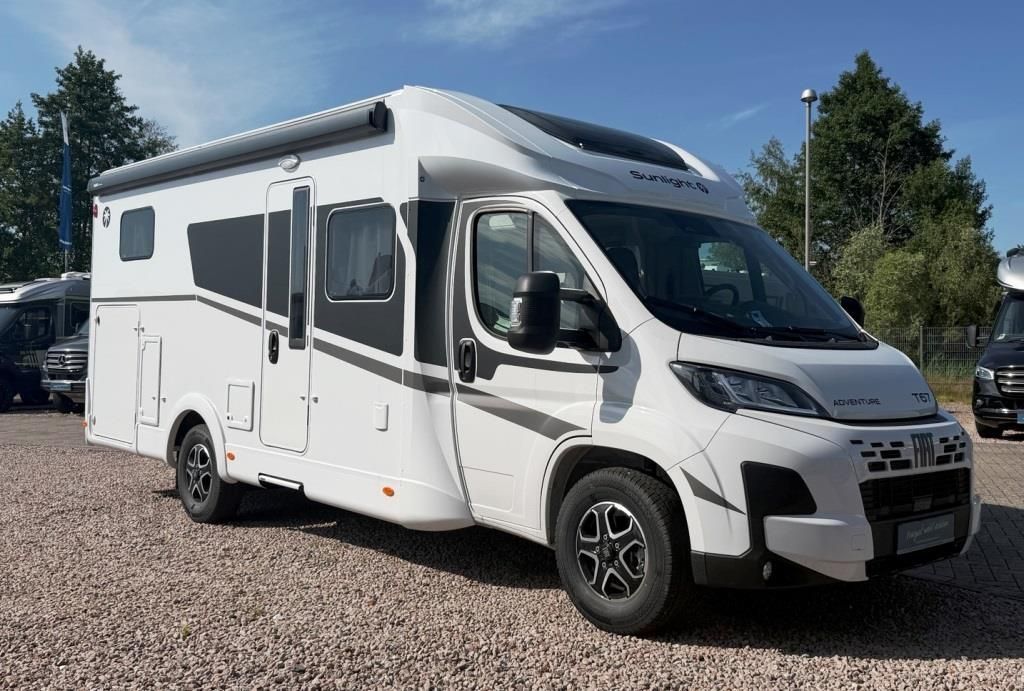 Fahrzeugabbildung Sunlight T 67 Adventure Edition Verfüg./Sparen Sie 4.086.