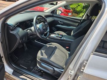Hyundai TUCSON - 10