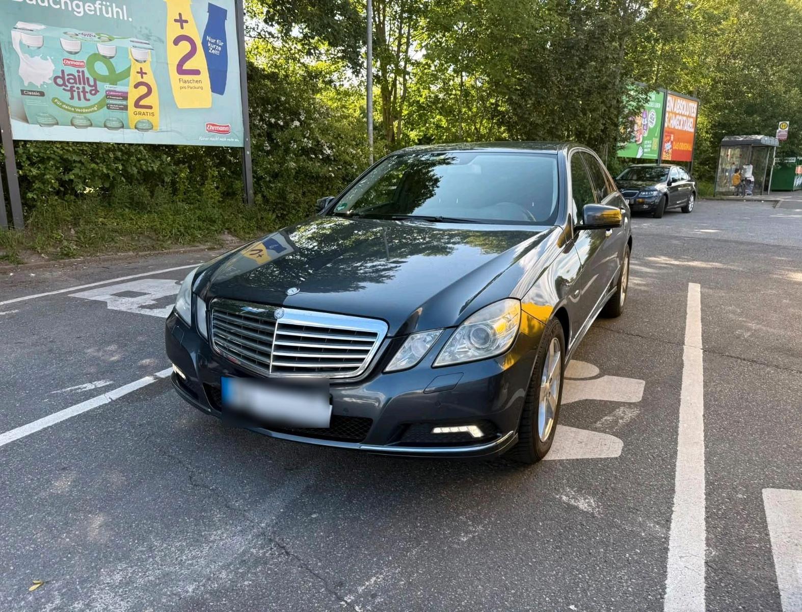 Mercedes-Benz E 250
