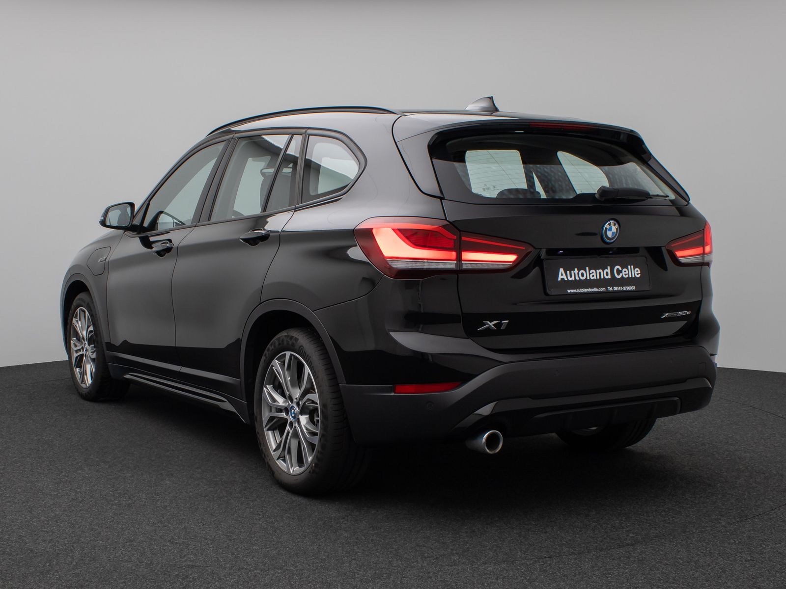 Fahrzeugabbildung BMW X1 xD25e Sport Line Kamera DAB Navi LED Komfort