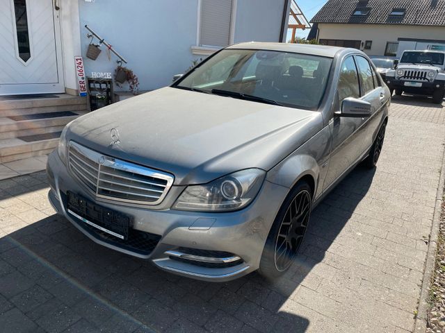 Mercedes-Benz C -Klasse Lim. C 350 CGI 4-Matic Leder AMG Styl.