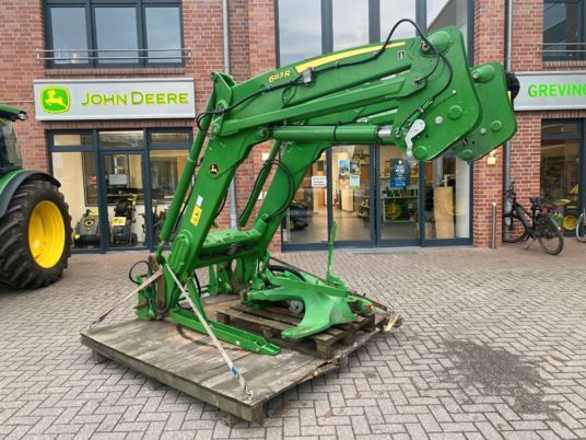 John Deere 683R