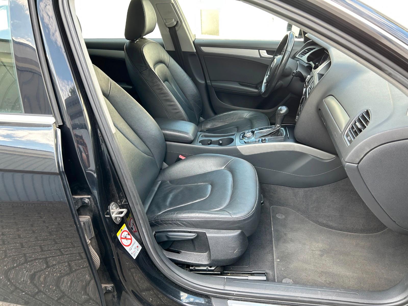 Audi A4 2009 — photo 8