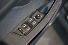 AUDI RSQ8 performance | Pano | 305 km/h | Nimbusgrau AUDI RSQ8 performance | Pano | 305 km/h | Nimbusgrau