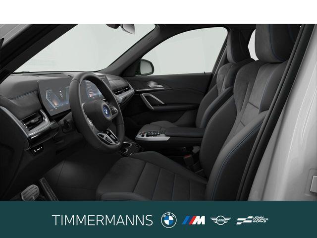 BMW iX1 xDrive30 Navi Bluetooth PDC MP3 Schn., миниатюра 3