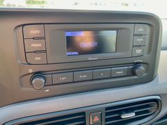 Fahrzeugabbildung Hyundai i10 1.0 KLIMA SHZ LRHZ ALLWETTER PDC BLUETOOTH