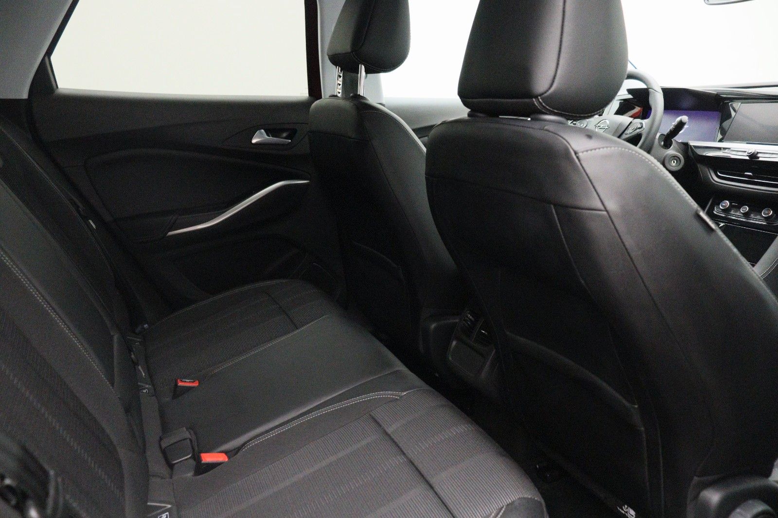 Fahrzeugabbildung Opel Grandland 1.2 GS-Line NAVI LED KAMERA