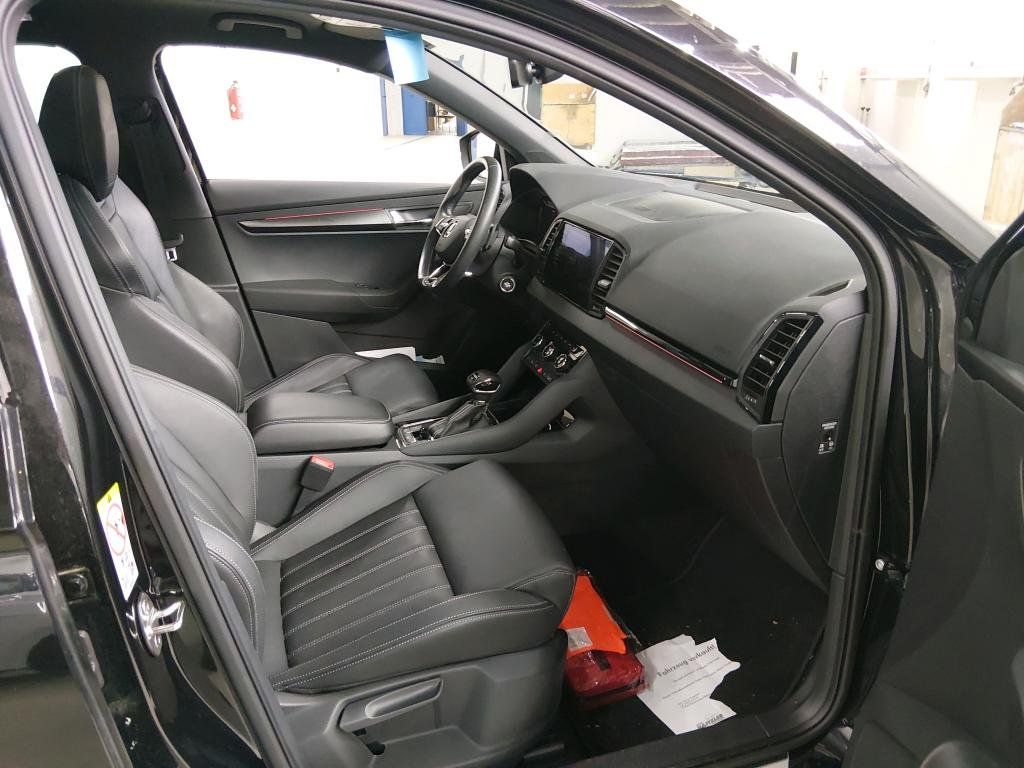 Fahrzeugabbildung SKODA Karoq 2.0 TSI Sportline 4x4/PANO/360°/LEDER/ACC/