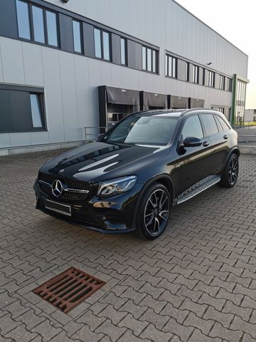 MERCEDES-BENZ GLC 43 AMG Mercedes-AMG GLC 43 4MATIC Autom....