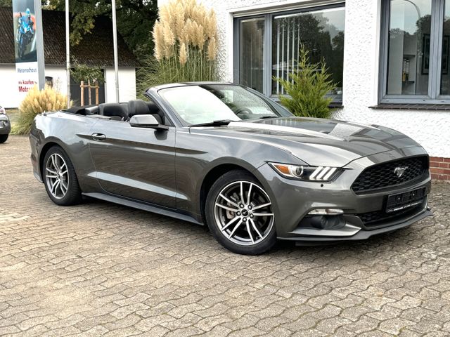 Ford Mustang 2,3 EcoBoost Xenon Kamera