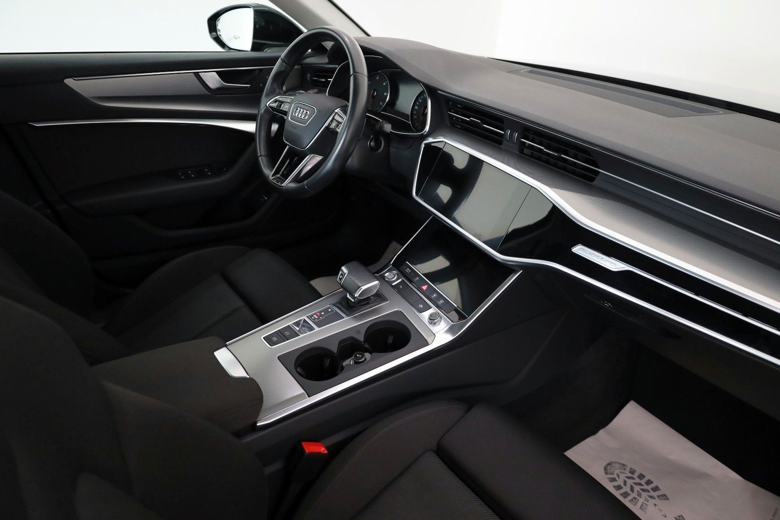 Fahrzeugabbildung Audi A6 Lim. 45 TDI quattro sport Navi,LED,ACC,SH