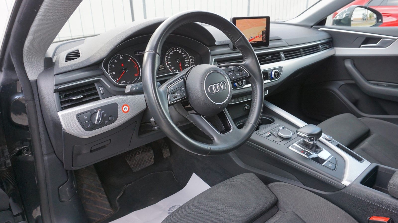 Fahrzeugabbildung Audi A5 Sportback 40 TFSI Sport, Navi, AHK,Kamera,+WR