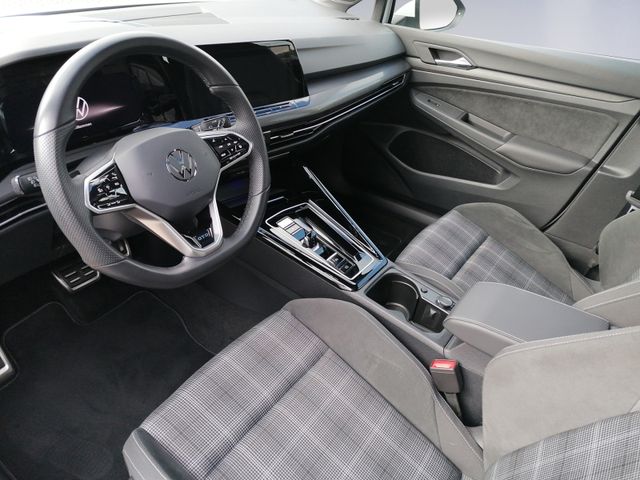 Golf VIII GTD DSG KAMERA+PANO+STHZ