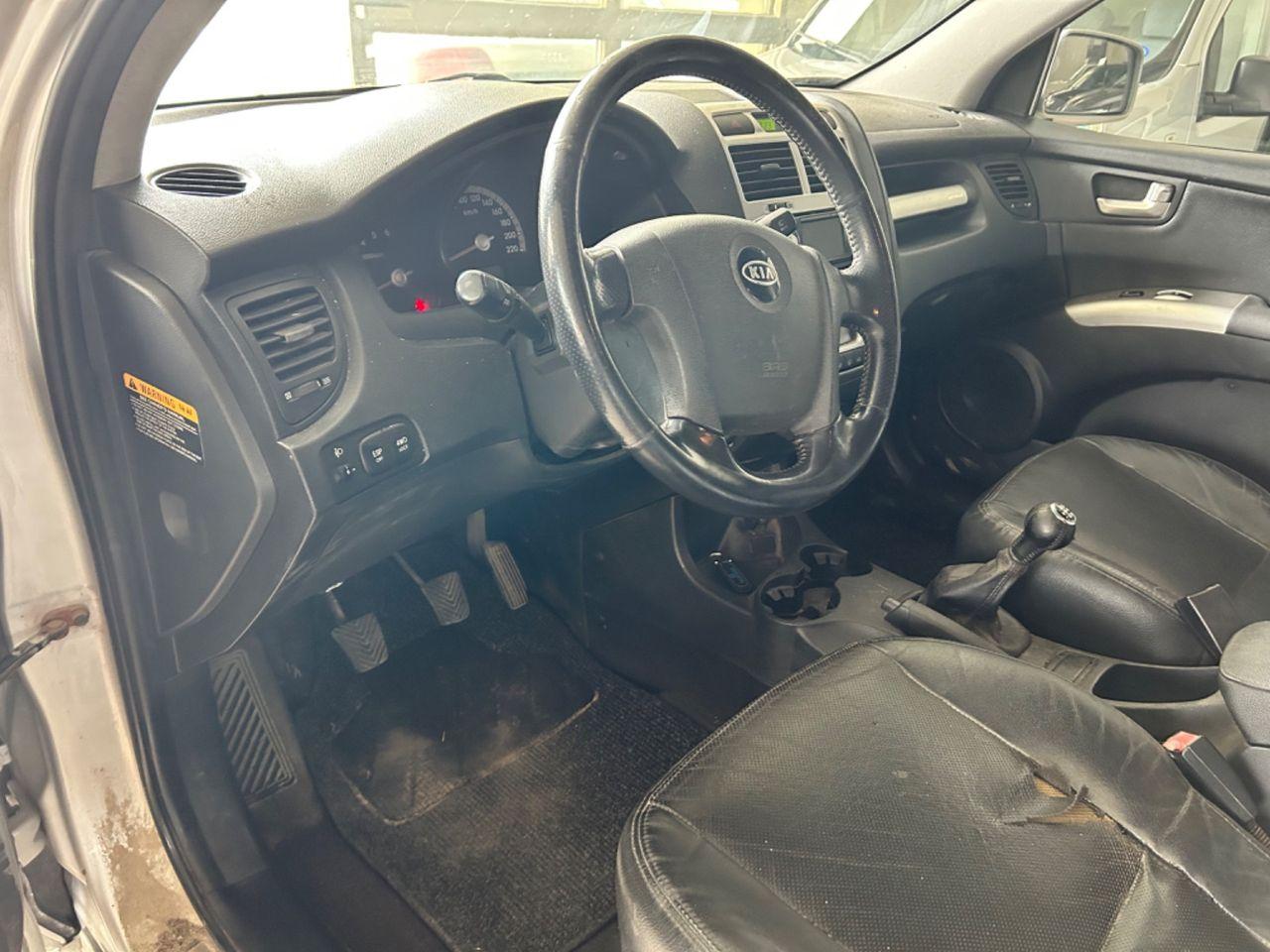 Kia Sportage 2005 — photo 10