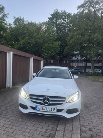MERCEDES-BENZ Mercedes-Benz C180d  Zuverlässig, gepflegt