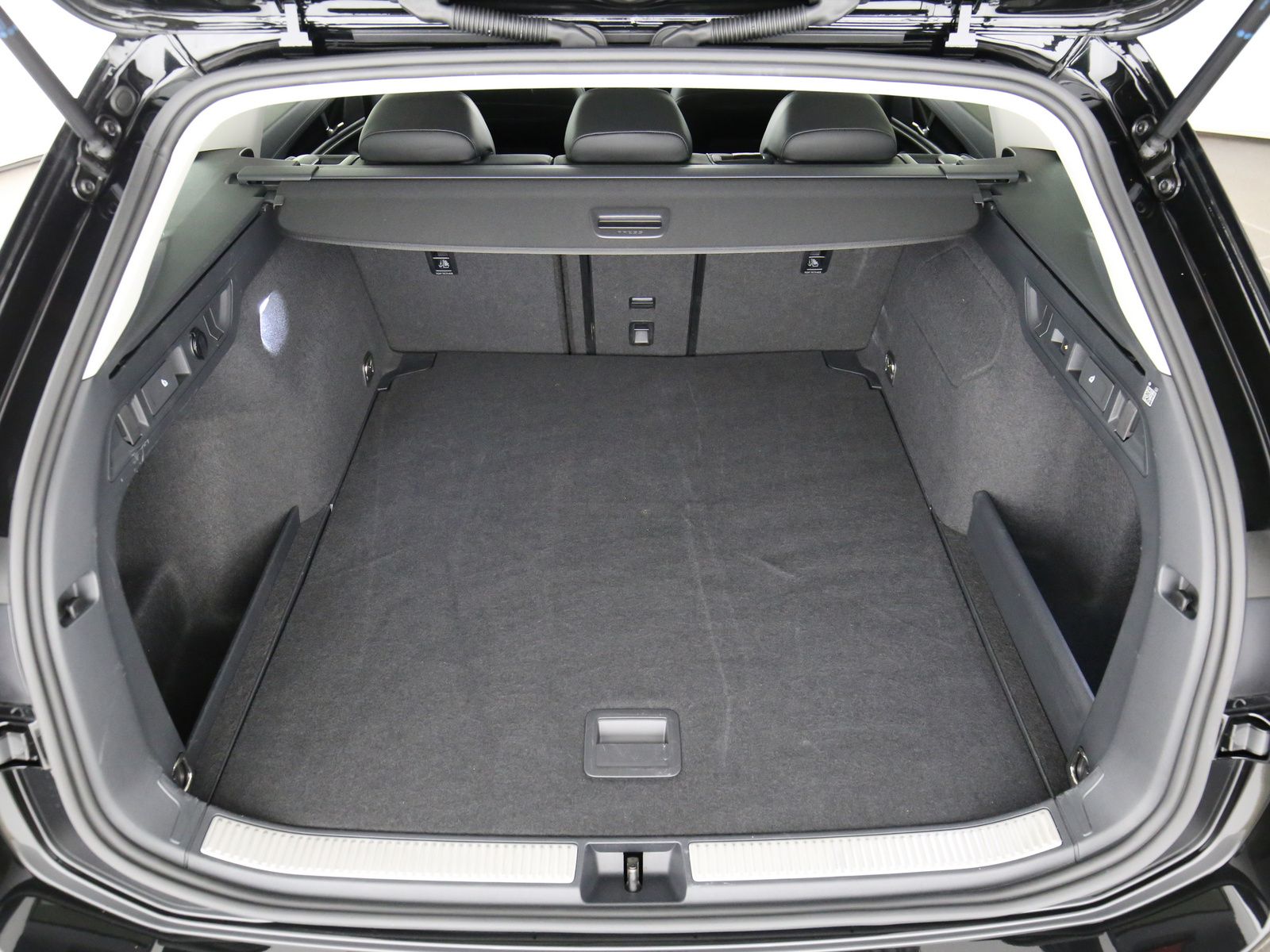 Volkswagen Passat Variant - Bild 38