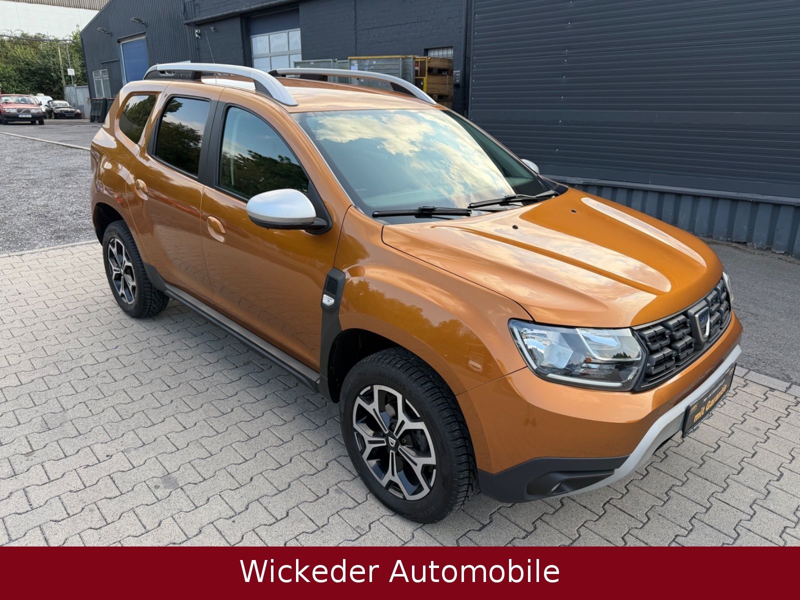 Dacia Duster - 1