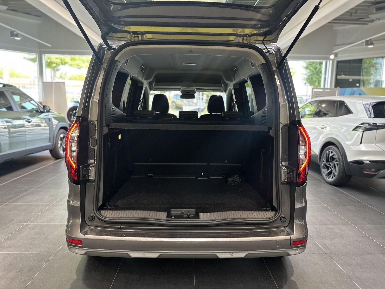 Renault Kangoo - Bild 24