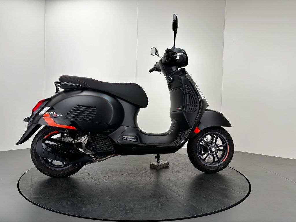 Fahrzeugabbildung Vespa GTS 125 SuperSport E5+ *NEUFAHRZEUG*