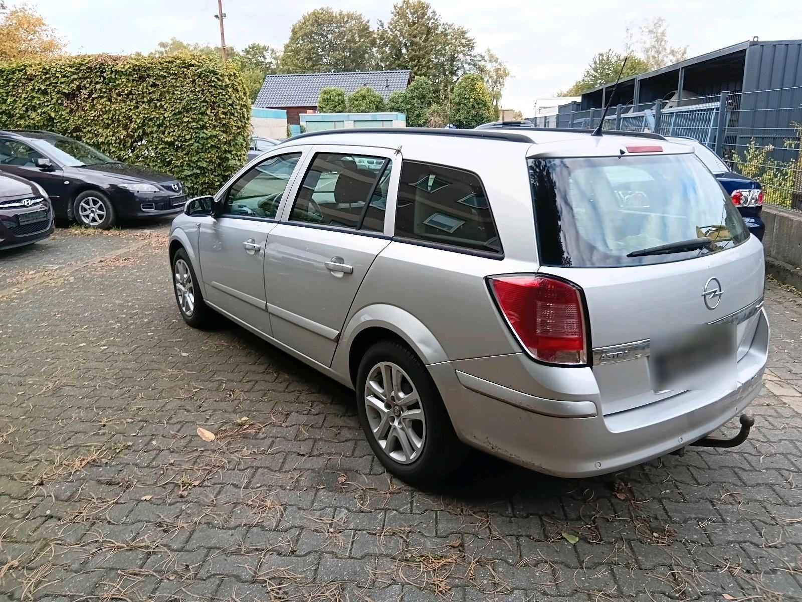 Opel Astra 2006 — photo 6
