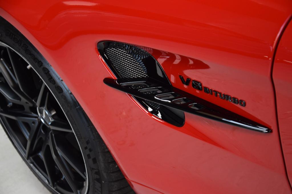 Mercedes-Benz AMG GT R