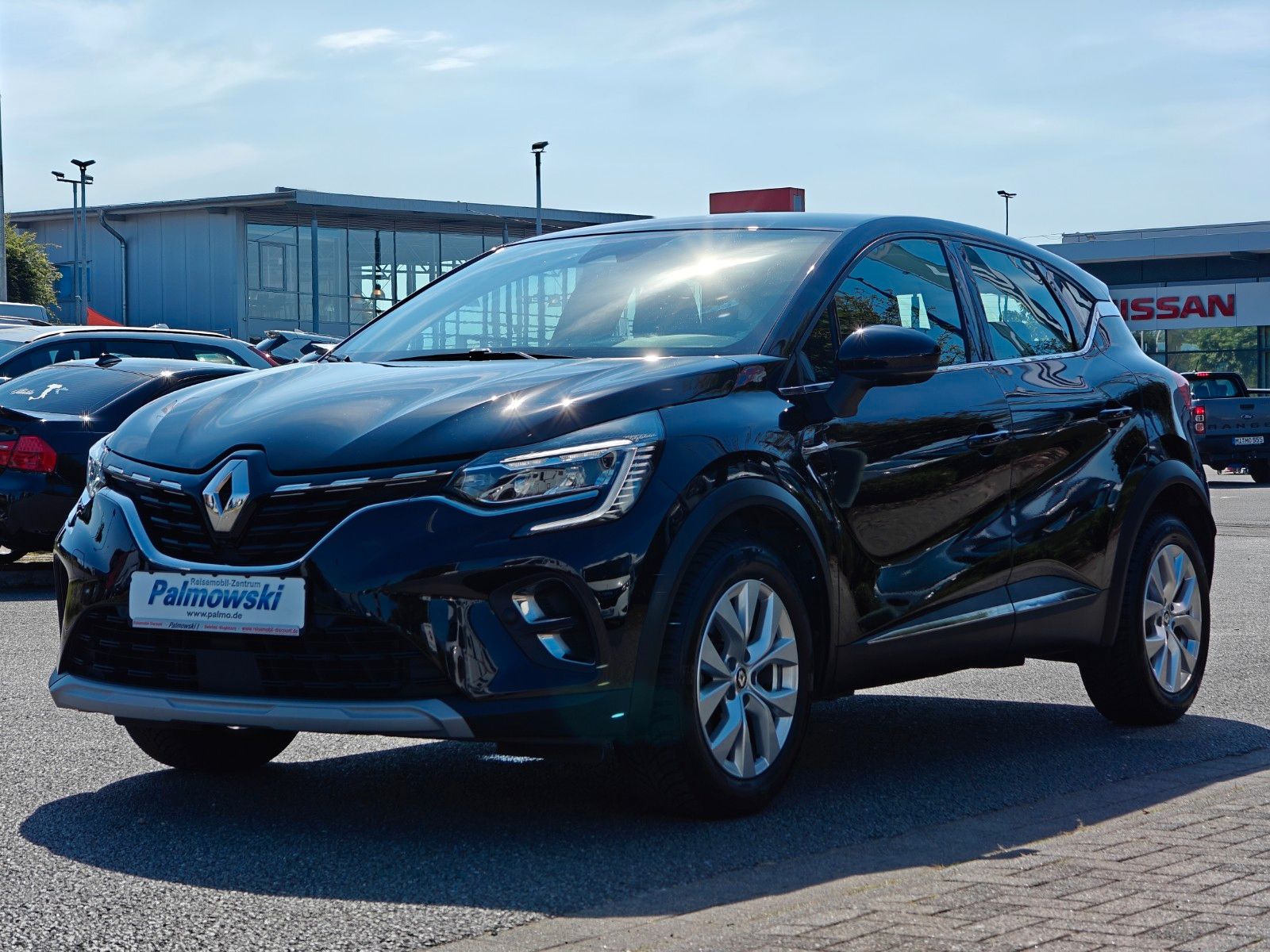 Fahrzeugabbildung Renault Captur II Intens - 360, Navi, DAB, LED, 4S -