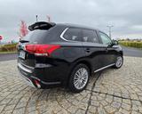 Mitsubishi Outlander 2.4 MIVEC PLUG-IN HYBRID 4WD - Mitsubishi Outlander in Kassel