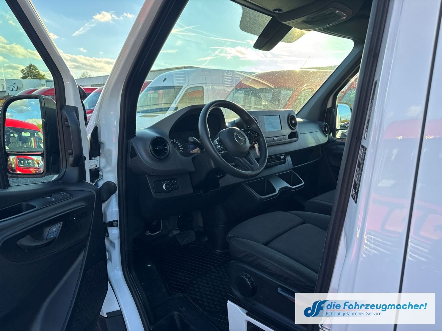 Fahrzeugabbildung Mercedes-Benz Sprinter III Kasten RWD AWD 317 CDI L2 Navi 360
