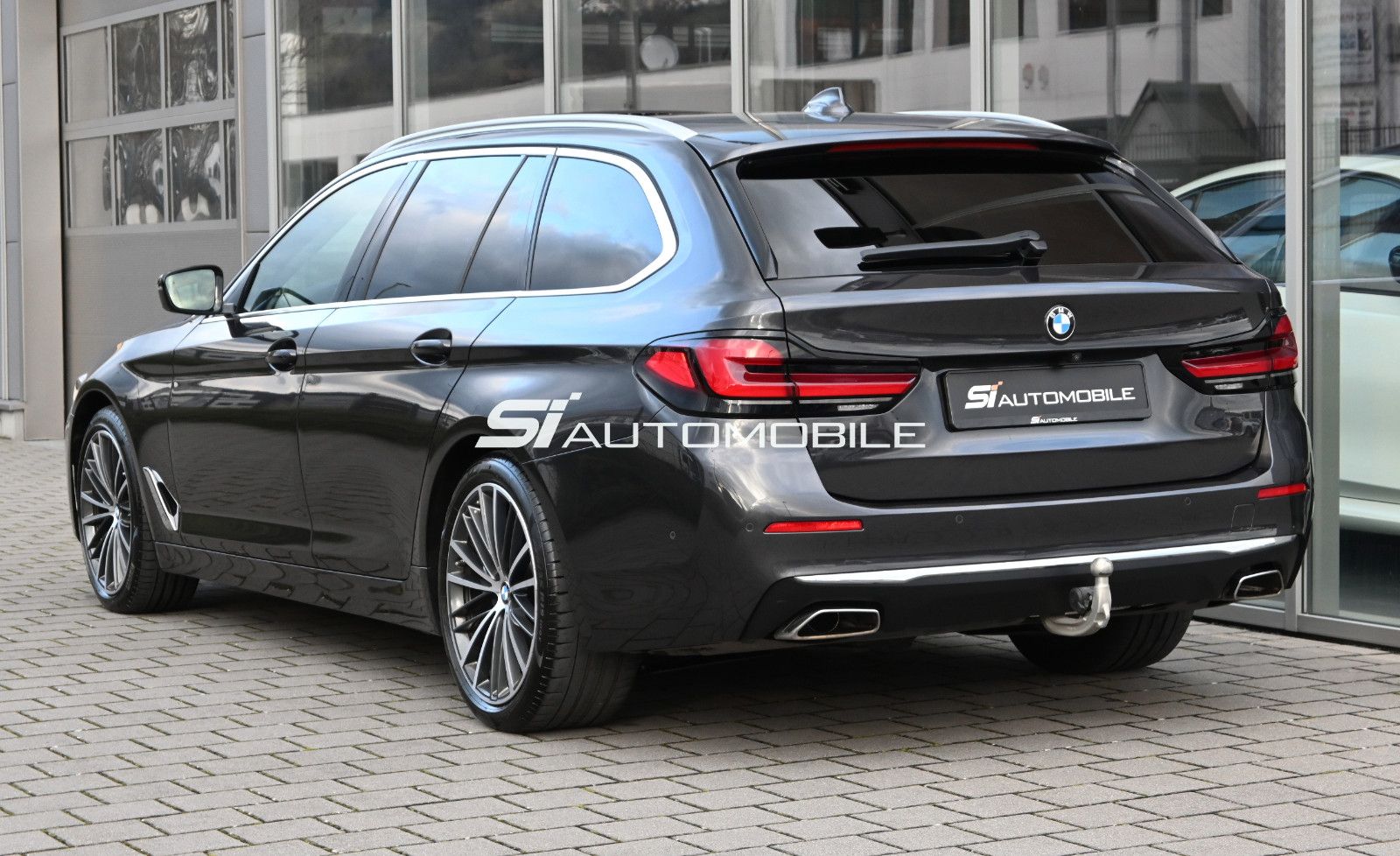 Fahrzeugabbildung BMW 530d xDr Touring °UVP 97.970€°HUD°SITZKLIMA°360°