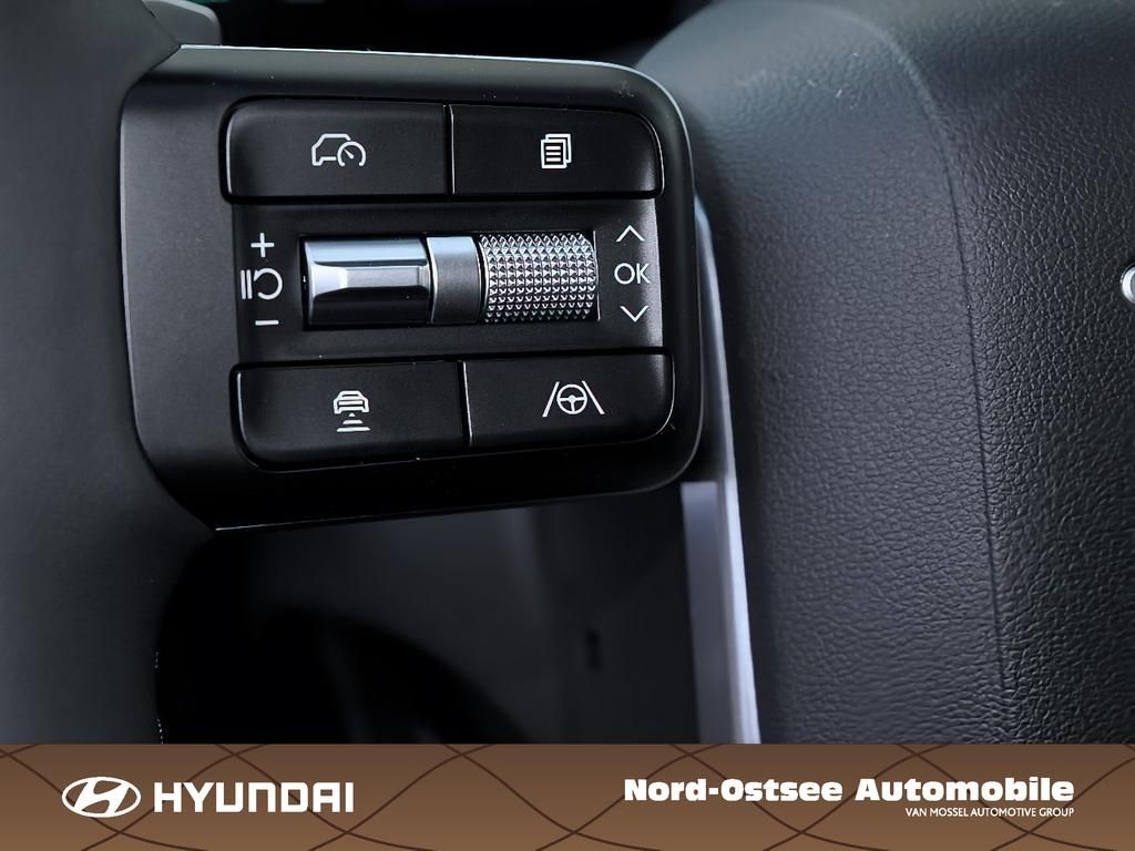 Fahrzeugabbildung Hyundai SANTA FE HEV 7-Sitzer Blackline 2xKlima 360 ACC