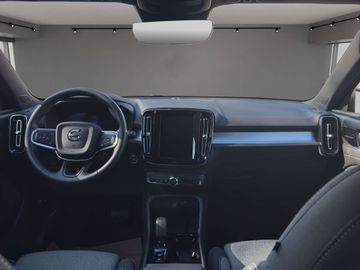 Volvo XC40 Plus Dark B4 Mild-Hybrid