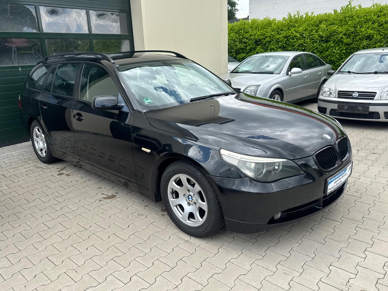 BMW 525 5 Touring 525i Automatik,Leder,Navi,Xenon