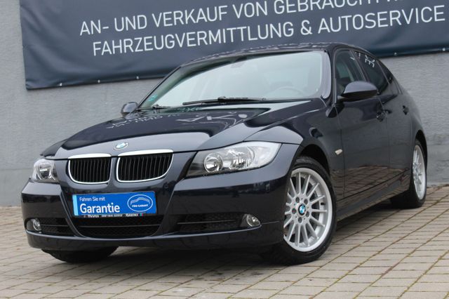 BMW 320i Lim. AUTOMATIK LEDER NAVI PDC ALU