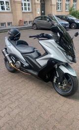 Kymco AK 550i  - KYMCO AK550
