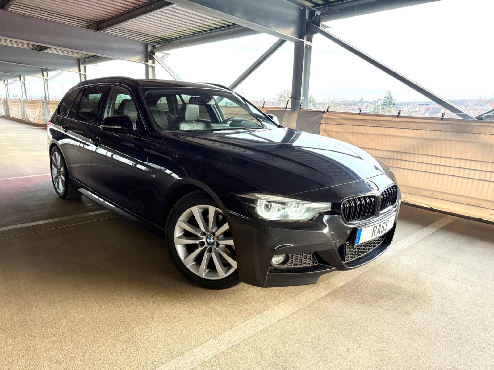 BMW 320d MSport AUTOMATIK GARANTIE*NAV*DAB*LED*LEDER