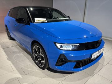 Fotografie 3 des Opel Astra Sports Tourer 1.2 Turbo Automatik GS